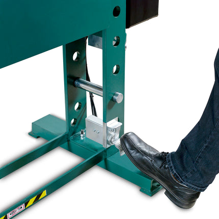 53411000 - Hydraulic Workshop Press 100 Tonne Hand/Foot Operated
